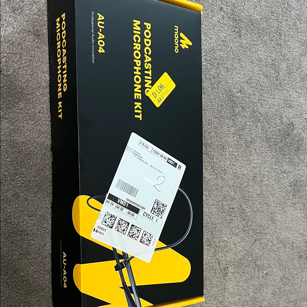 Maono Podcasting Microphone Kit